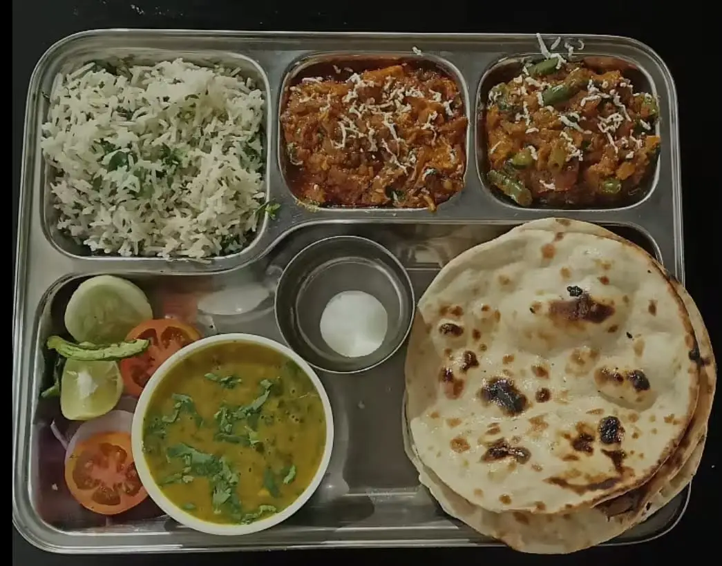 Dinner Thali & Tiffin